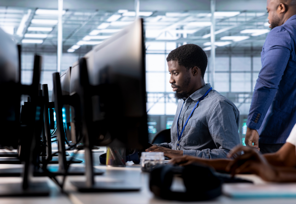 Benefícios da terceirização de TI para Pequenas e Médias Empresas